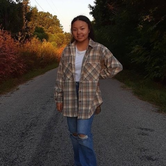 Meet your Posher, Candace - Picture 1 of 1